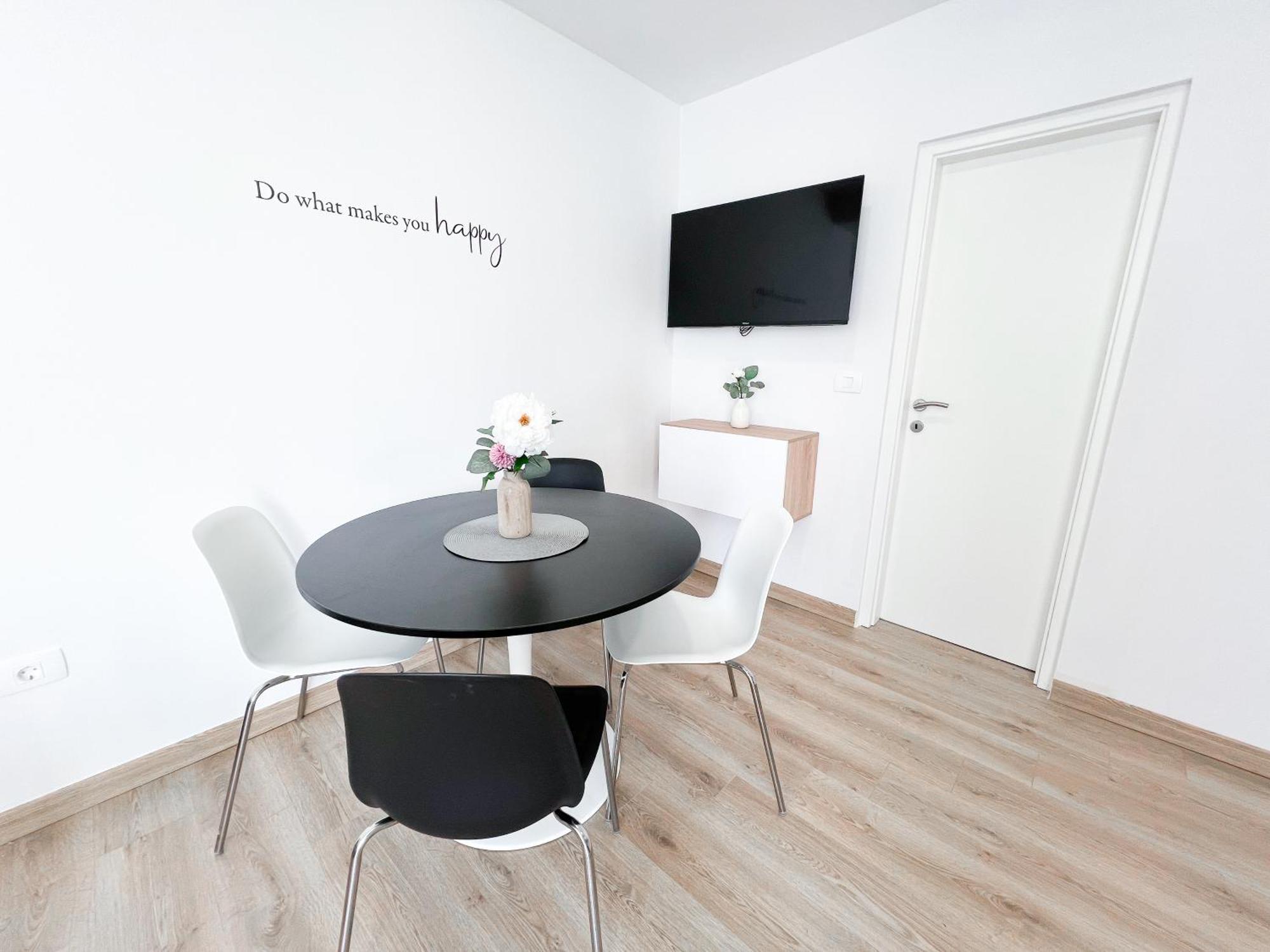 The Pinot'S Apartments Koper Luaran gambar